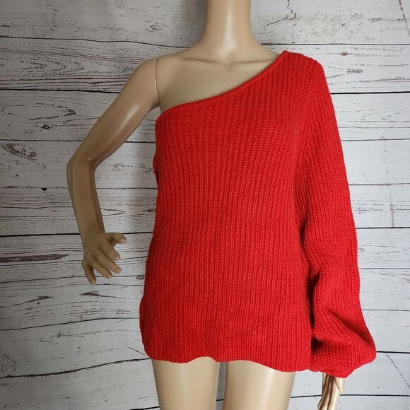 Aqua One Shoulder Red Sweater Large NWT - Picture 1 of 6